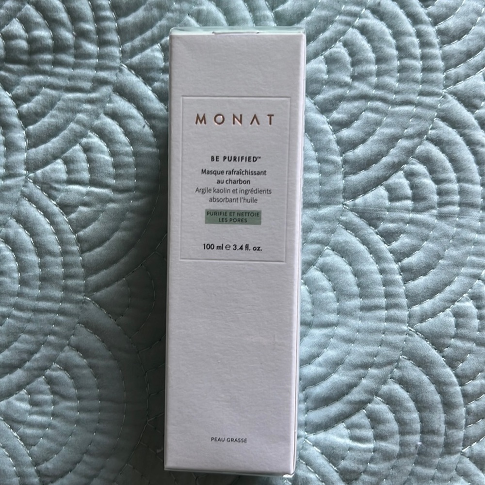 Monat BE PURIFIED Cold Charcoal Mask